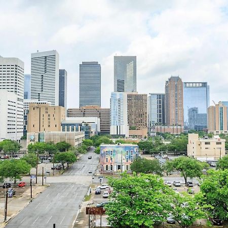 U3 Penthouse Houstonw Car Astros W Skyline-View Apartment ภายนอก รูปภาพ