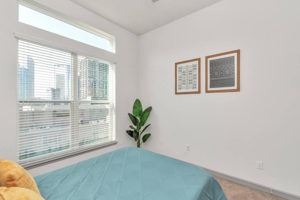 U3 Penthouse Houstonw Car Astros W Skyline-View Apartment ภายนอก รูปภาพ